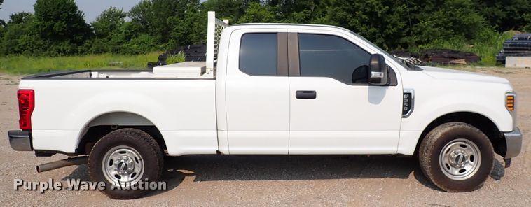 image for item DN1827 2018 Ford F250 Super Duty XL  SuperCab pickup truck