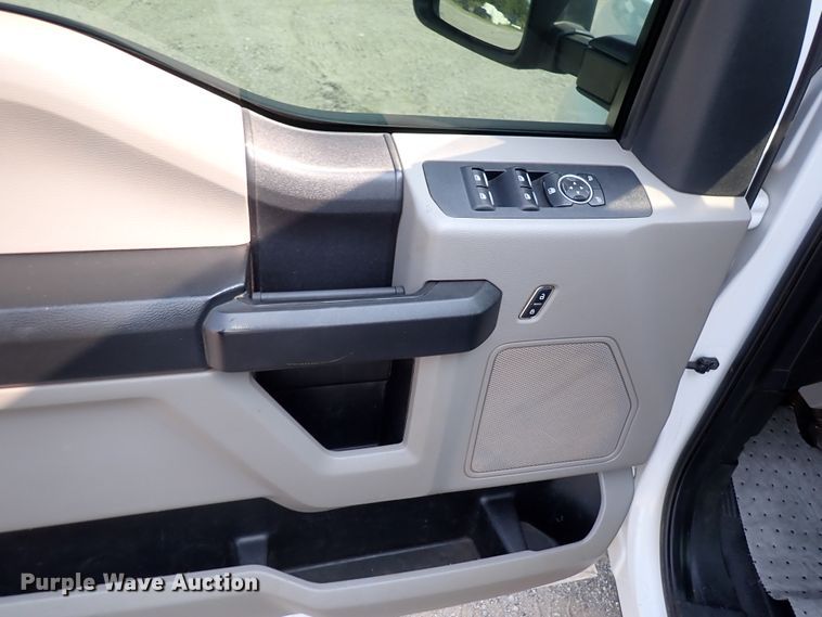 image for item DN1827 2018 Ford F250 Super Duty XL  SuperCab pickup truck