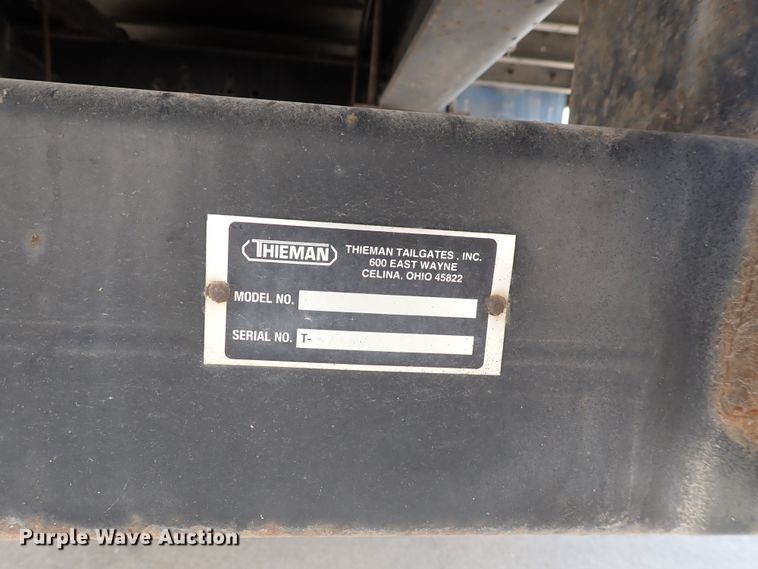 image for item DN1860 2004 Kenworth T300  box truck