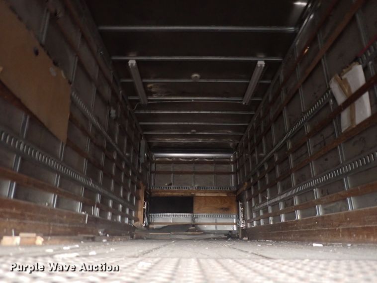 image for item DN1860 2004 Kenworth T300  box truck