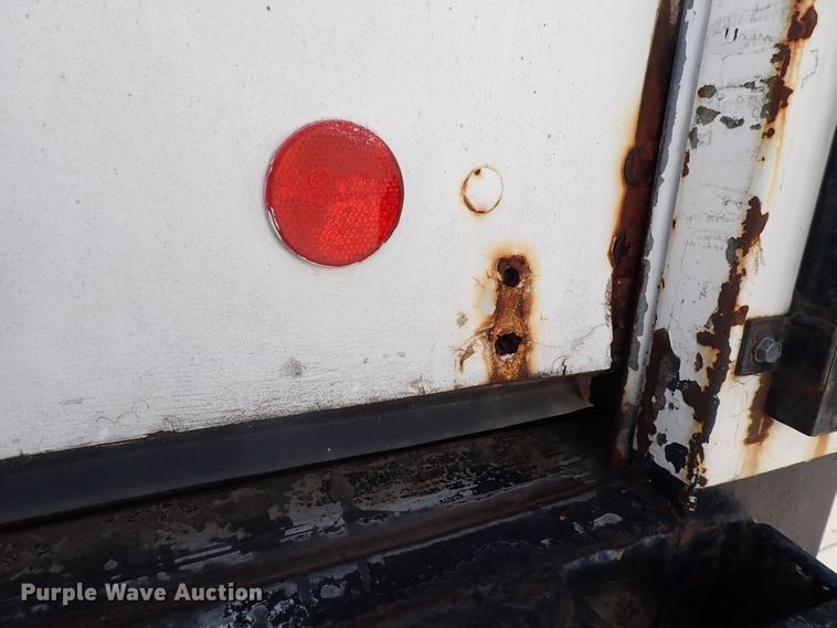 image for item DN1860 2004 Kenworth T300  box truck