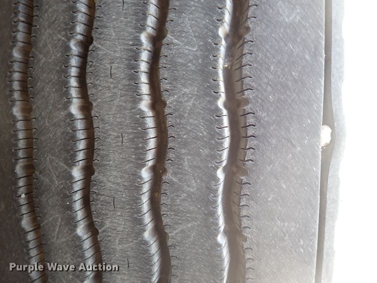 image for item DN1860 2004 Kenworth T300  box truck