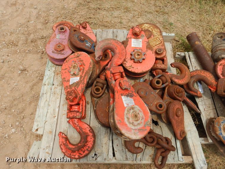 image for item EX9544 Lifting equipment