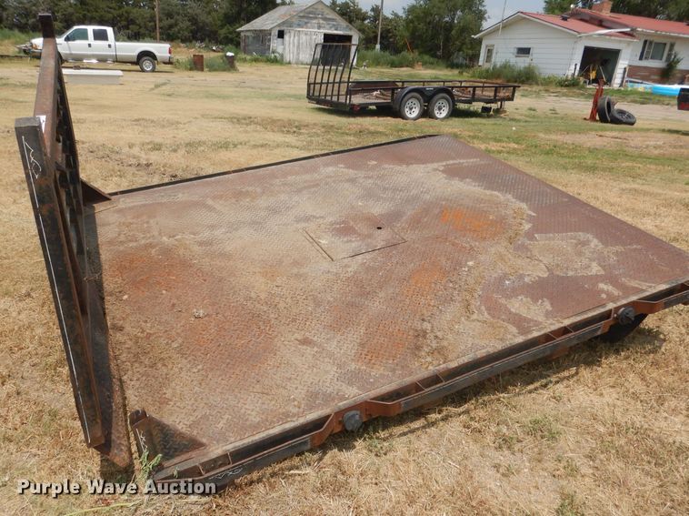 image for item FI9142 Flatbed