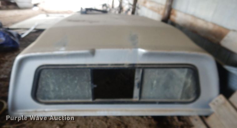 image for item FI9145 Pickup truck topper