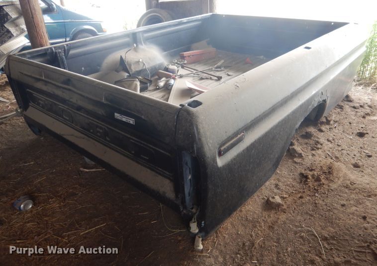 image for item FI9146 Pickup truck bed