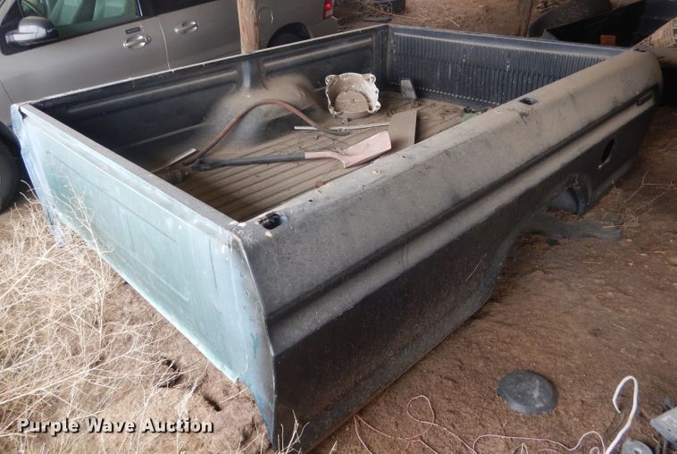 image for item FI9146 Pickup truck bed