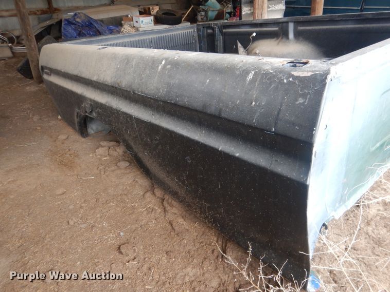 image for item FI9146 Pickup truck bed