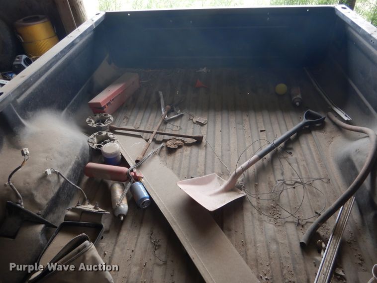 image for item FI9146 Pickup truck bed