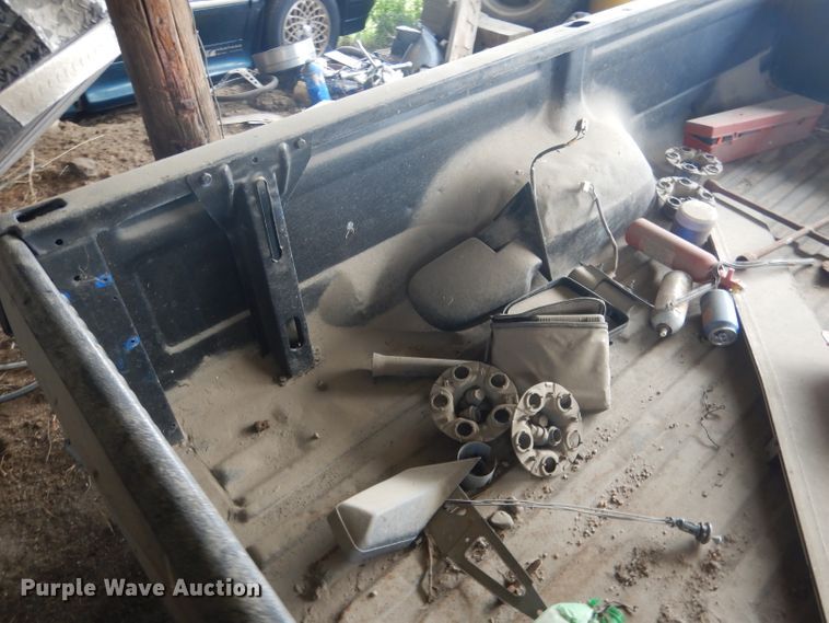 image for item FI9146 Pickup truck bed
