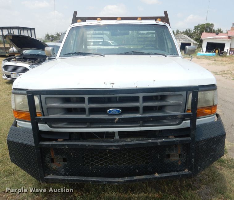 image for item FI9148 1997 Ford F350  tow truck