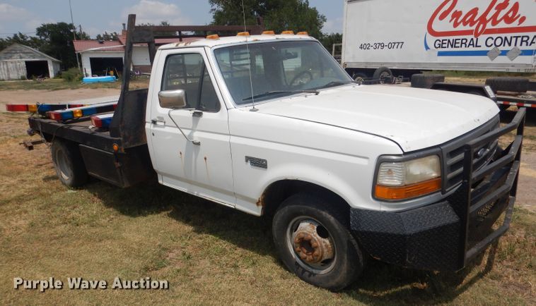 image for item FI9148 1997 Ford F350  tow truck
