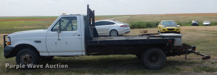 image for item FI9148 1997 Ford F350  tow truck