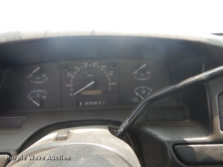 image for item FI9148 1997 Ford F350  tow truck