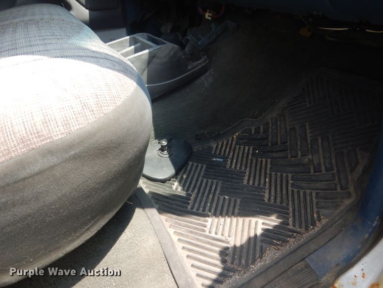 image for item FI9148 1997 Ford F350  tow truck