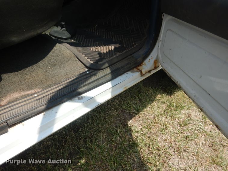 image for item FI9148 1997 Ford F350  tow truck