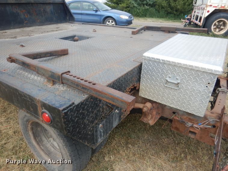 image for item FI9148 1997 Ford F350  tow truck