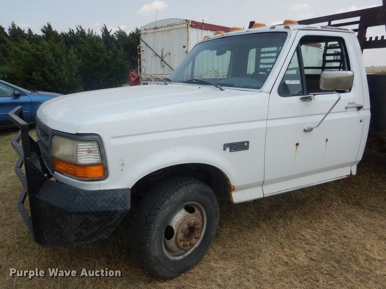image for item FI9148 1997 Ford F350  tow truck