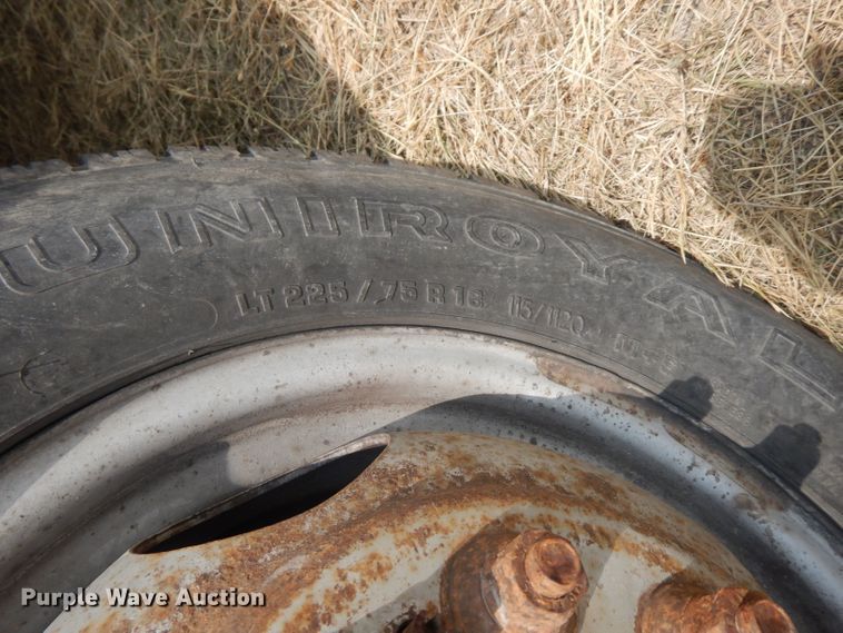 image for item FI9148 1997 Ford F350  tow truck