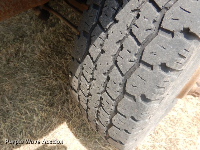 image for item FI9148 1997 Ford F350  tow truck