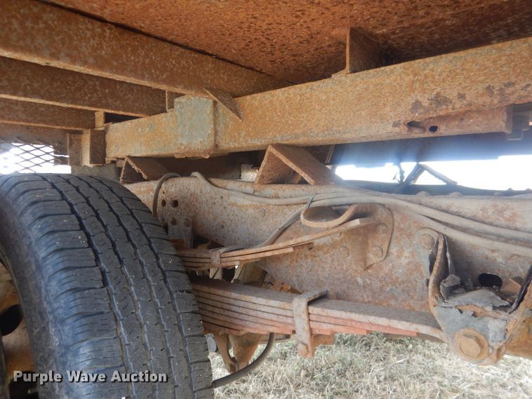 image for item FI9148 1997 Ford F350  tow truck