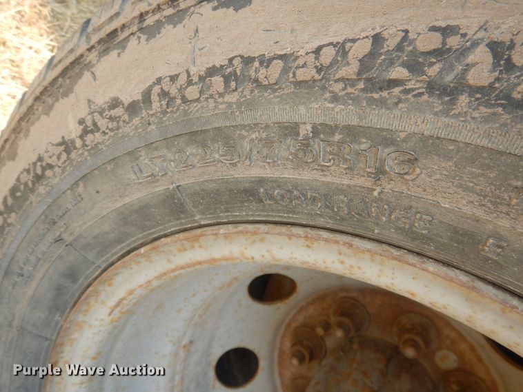 image for item FI9148 1997 Ford F350  tow truck