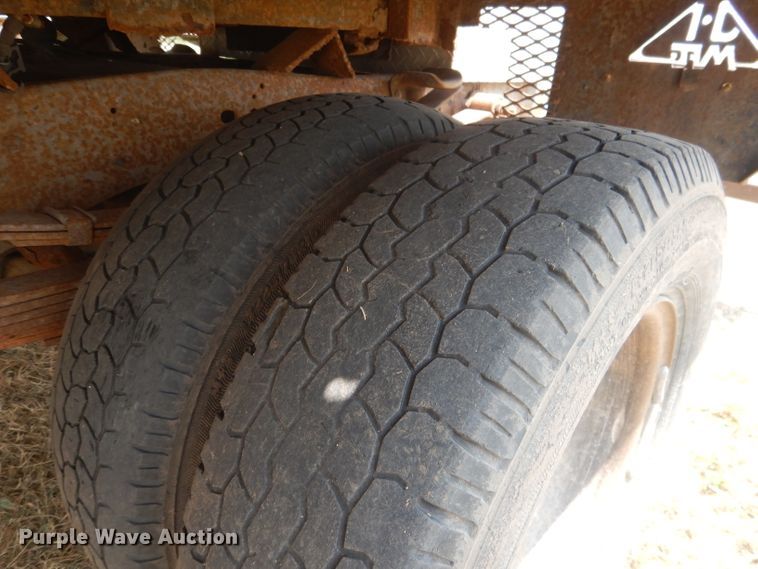 image for item FI9148 1997 Ford F350  tow truck