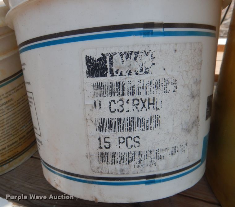 image for item FI9163 Approximately 60 Vermeer boring teeth