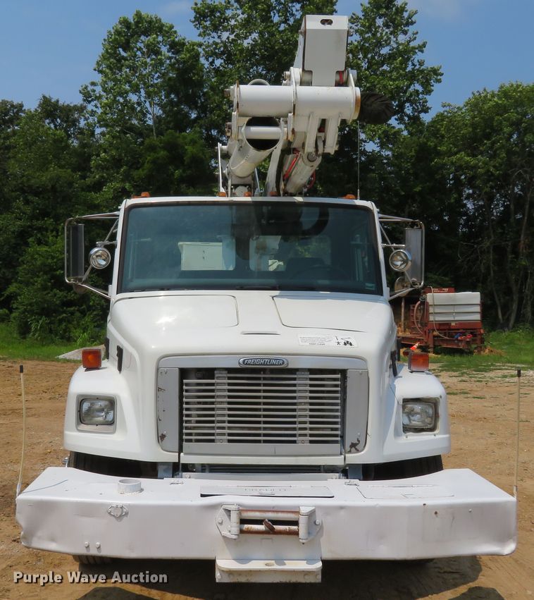 image for item FP9355 2003 Freightliner FL70  bucket truck