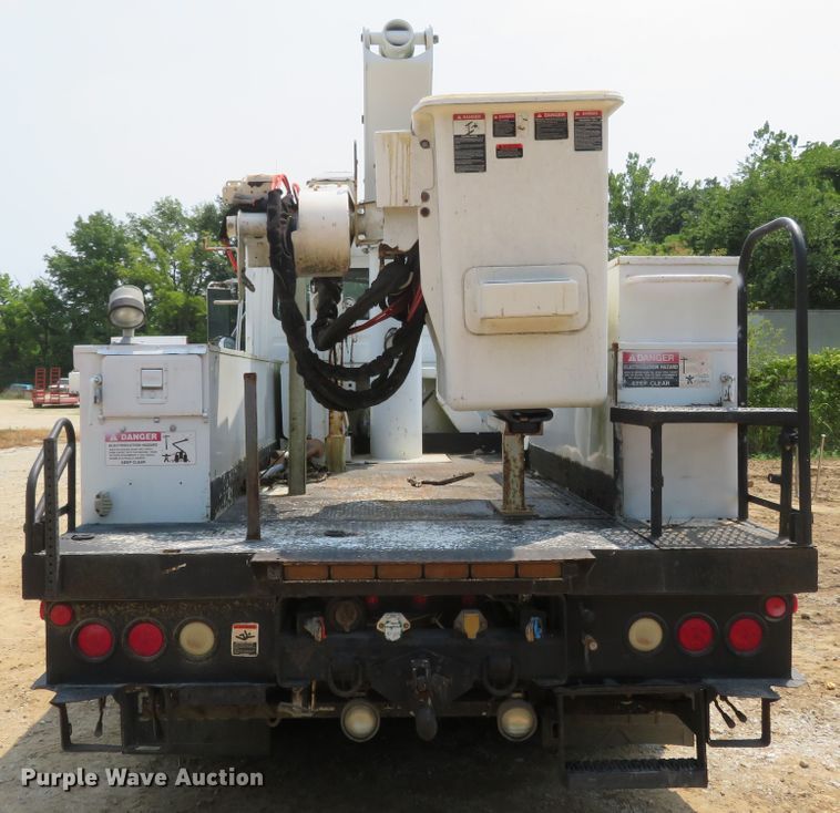 image for item FP9355 2003 Freightliner FL70  bucket truck