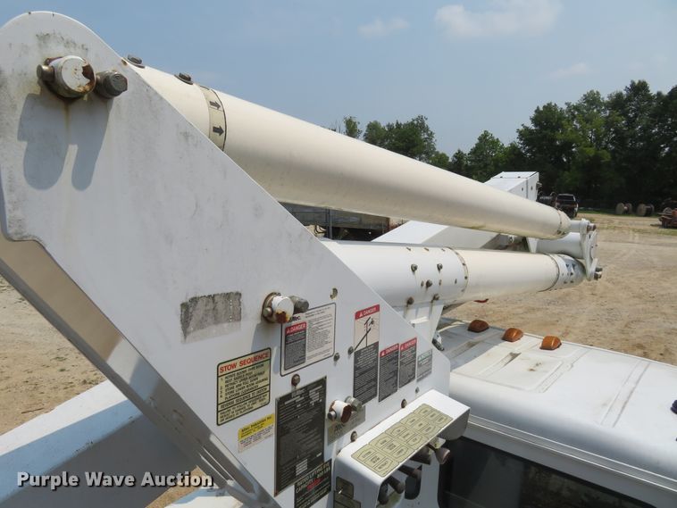 image for item FP9355 2003 Freightliner FL70  bucket truck