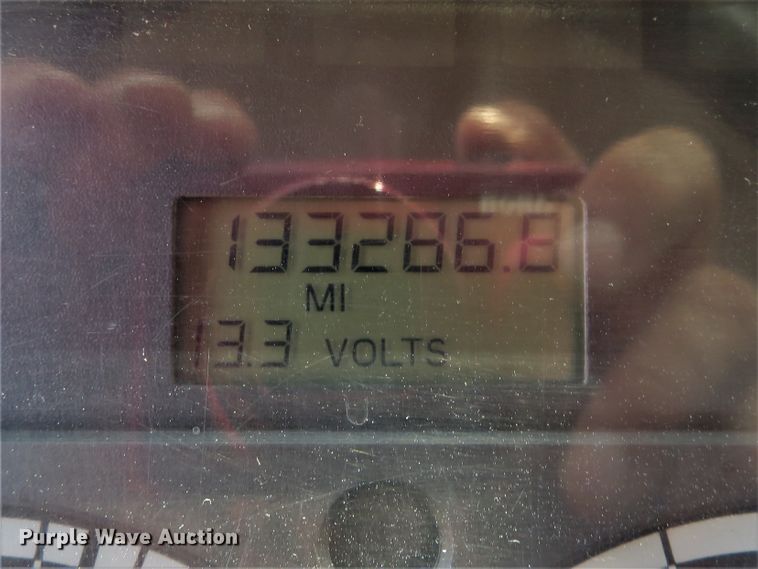 image for item FP9355 2003 Freightliner FL70  bucket truck