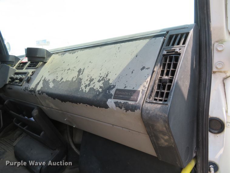 image for item FP9355 2003 Freightliner FL70  bucket truck