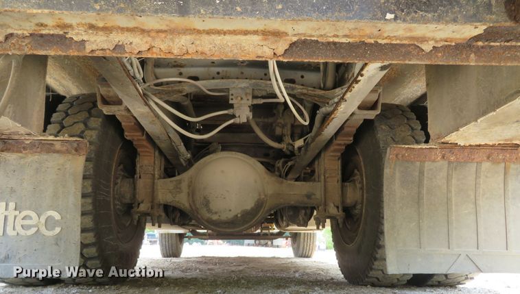 image for item FP9355 2003 Freightliner FL70  bucket truck