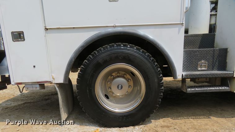 image for item FP9355 2003 Freightliner FL70  bucket truck