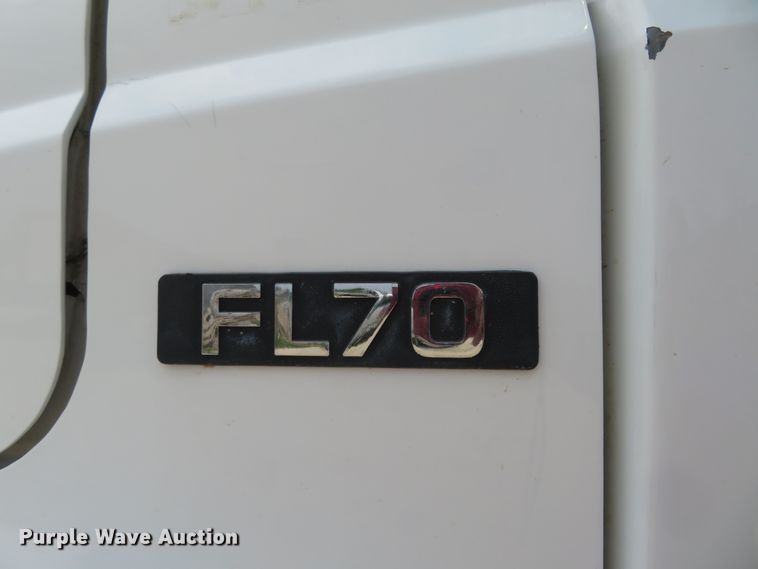 image for item FP9355 2003 Freightliner FL70  bucket truck