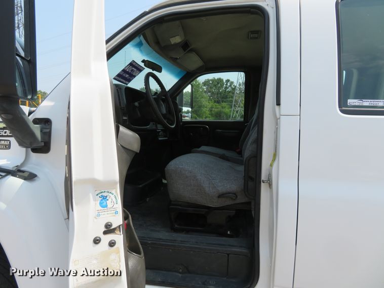 image for item FP9357 2006 Chevrolet C4500  utility / service truck