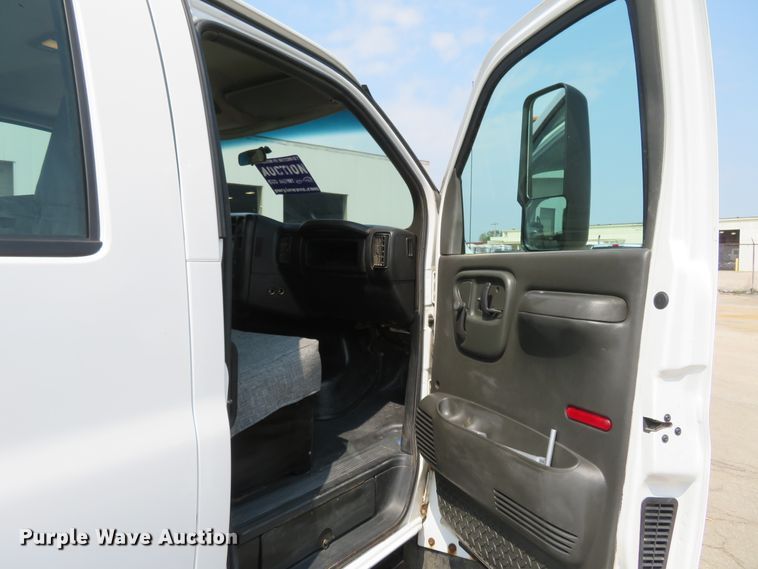 image for item FP9357 2006 Chevrolet C4500  utility / service truck