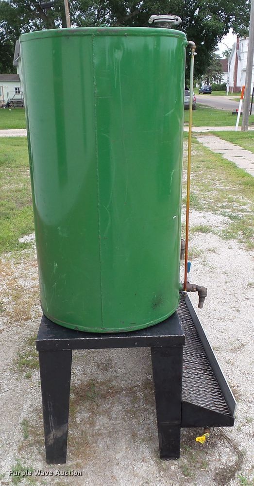 image for item HF9927 Bulk oil distribution system