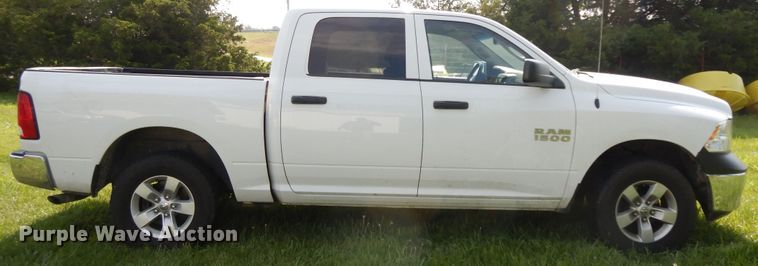 image for item HP9645 2015 Dodge Ram 1500  Crew Cab pickup truck