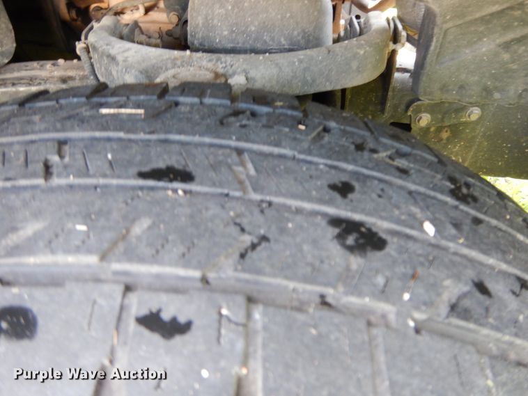 image for item HP9645 2015 Dodge Ram 1500  Crew Cab pickup truck