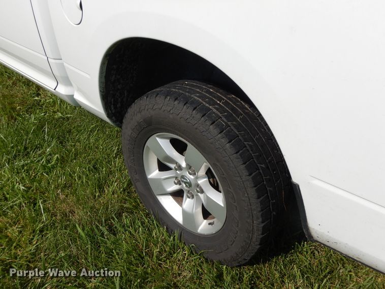 image for item HP9645 2015 Dodge Ram 1500  Crew Cab pickup truck