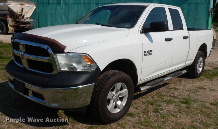 image for item HP9646 2014 Dodge Ram 1500  Quad Cab pickup truck