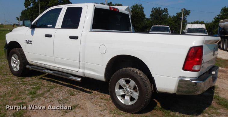 image for item HP9646 2014 Dodge Ram 1500  Quad Cab pickup truck