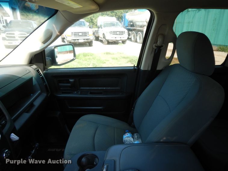 image for item HP9646 2014 Dodge Ram 1500  Quad Cab pickup truck