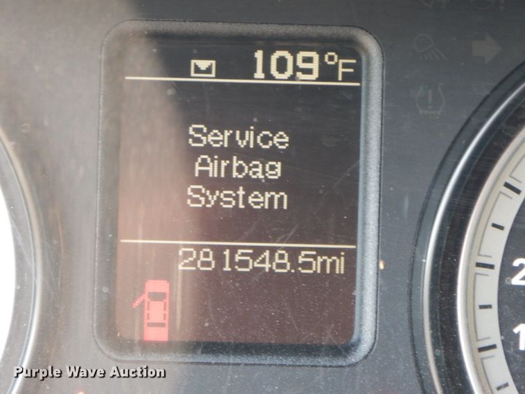 image for item HP9646 2014 Dodge Ram 1500  Quad Cab pickup truck