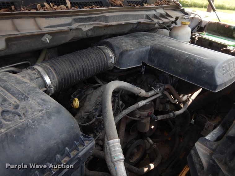 image for item HP9646 2014 Dodge Ram 1500  Quad Cab pickup truck