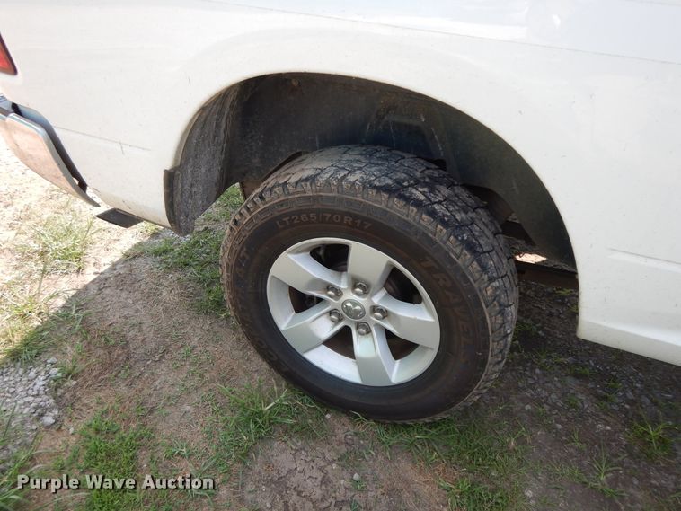 image for item HP9646 2014 Dodge Ram 1500  Quad Cab pickup truck