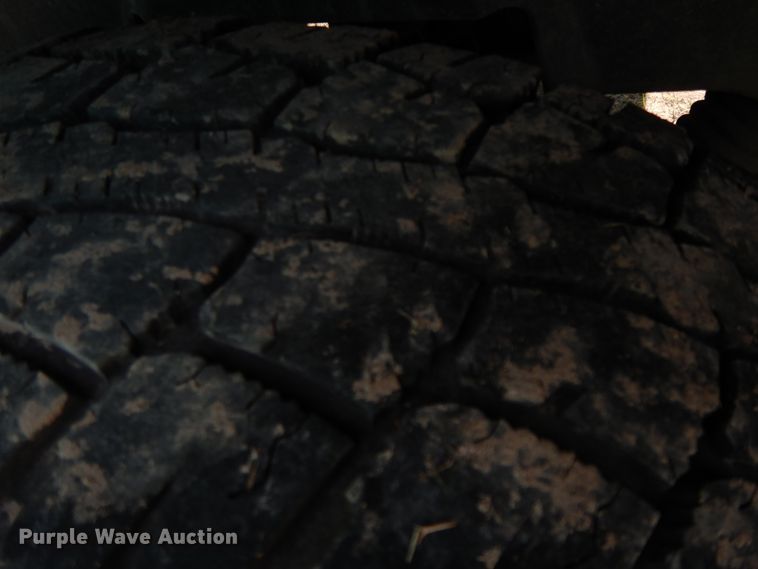 image for item HP9646 2014 Dodge Ram 1500  Quad Cab pickup truck