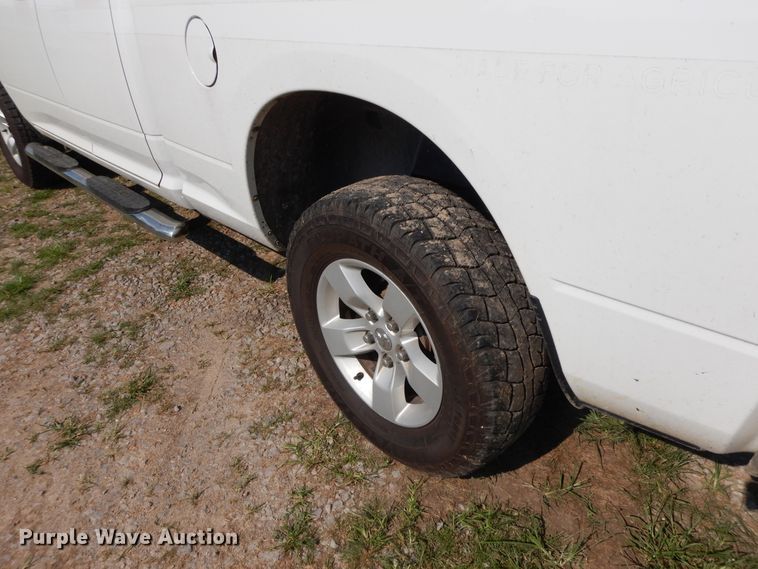 image for item HP9646 2014 Dodge Ram 1500  Quad Cab pickup truck